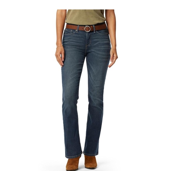 Levi Strauss Signature Gold Women's Totally Shaping Bootcut Jeans - Picture 1 of 6